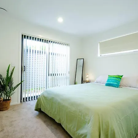City Centre Style Apt 4 Hamilton Exterior photo