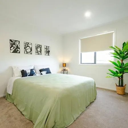 City Centre Style Apt 4 Hamilton Exterior photo