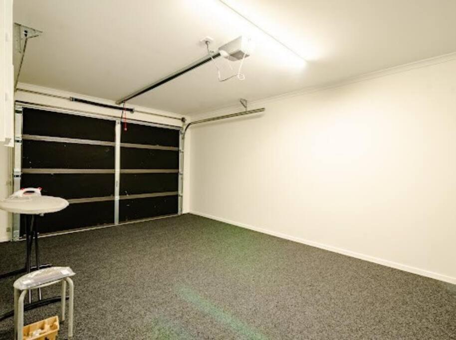 Apartment Centre Style 4 *